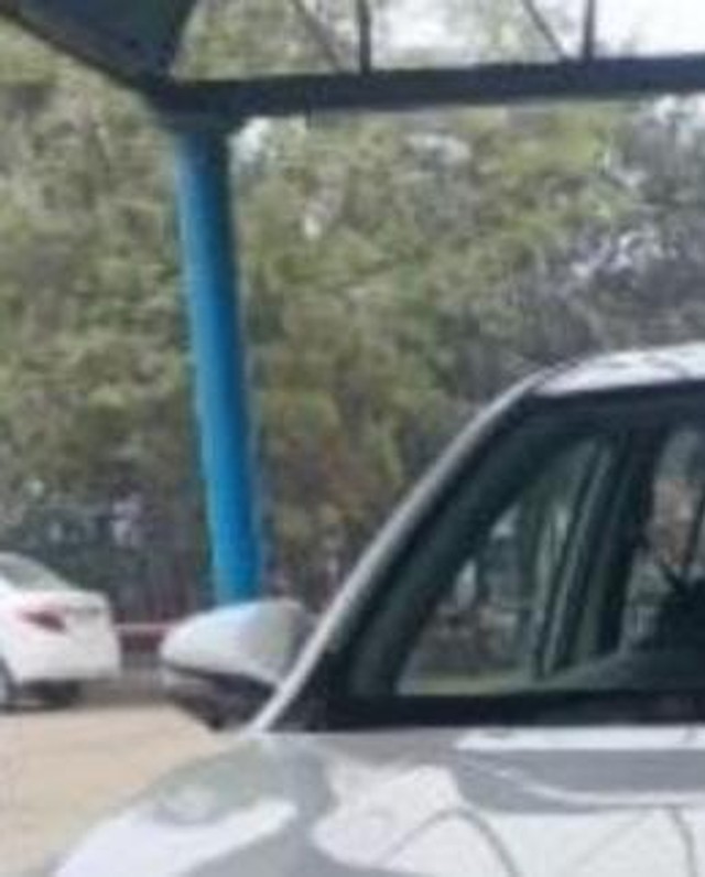 Second-hand 2025 Maruti Invicto Alpha Plus 7Str for sale in Bijnor-3