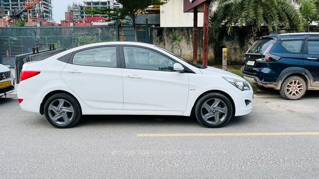 Second-hand 2017 Hyundai Verna 1.6 VTVT AT S for sale in New Delhi-10