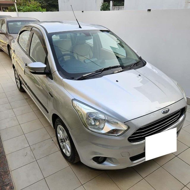 Second-hand 2017 Ford Figo 1.2P Titanium MT for sale in Gurgaon-1
