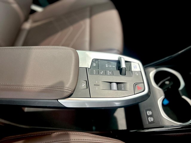 Second-hand 2024 BMW iX1 xDrive30 M Sport for sale in Gurgaon-19