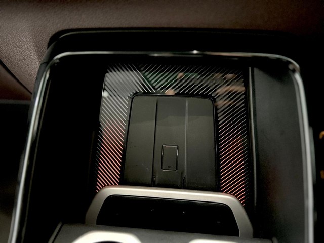 Second-hand 2024 BMW iX1 xDrive30 M Sport for sale in Gurgaon-27