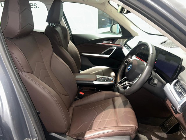 Second-hand 2024 BMW iX1 xDrive30 M Sport for sale in Gurgaon-6