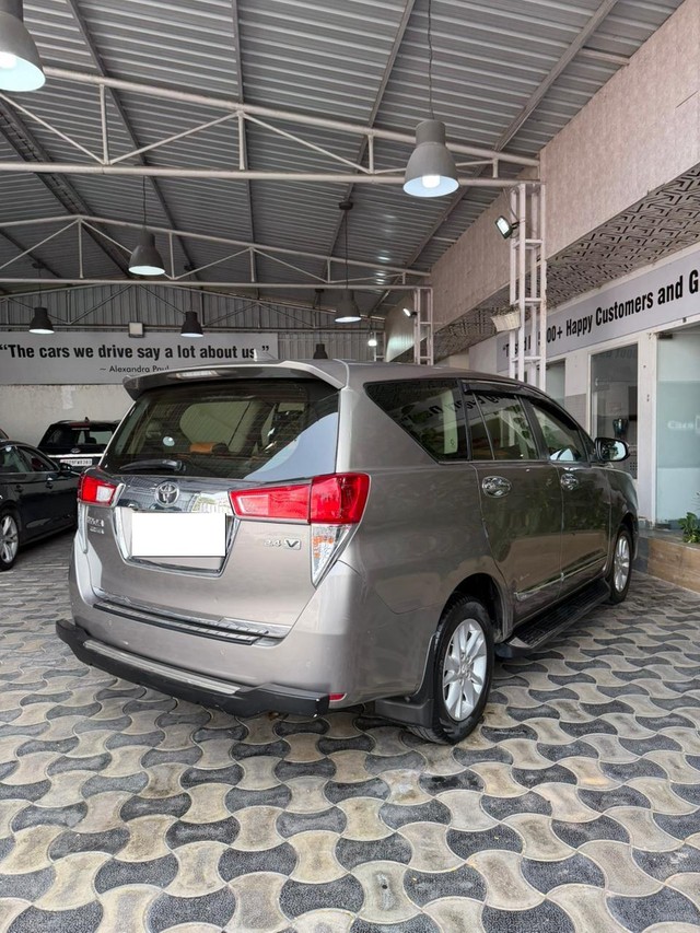 Second-hand 2020 Toyota Innova Crysta 2.4 VX MT for sale in Hyderabad-6