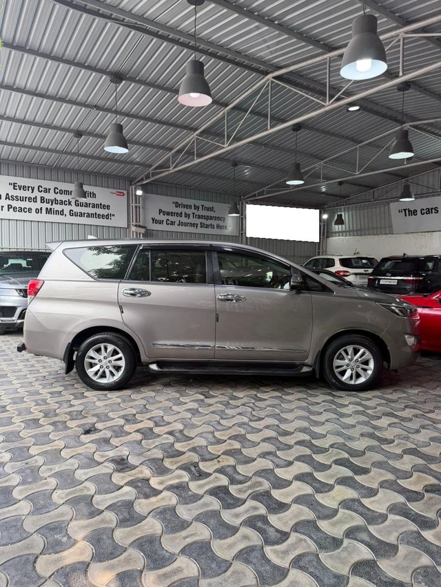 Second-hand 2020 Toyota Innova Crysta 2.4 VX MT for sale in Hyderabad-1