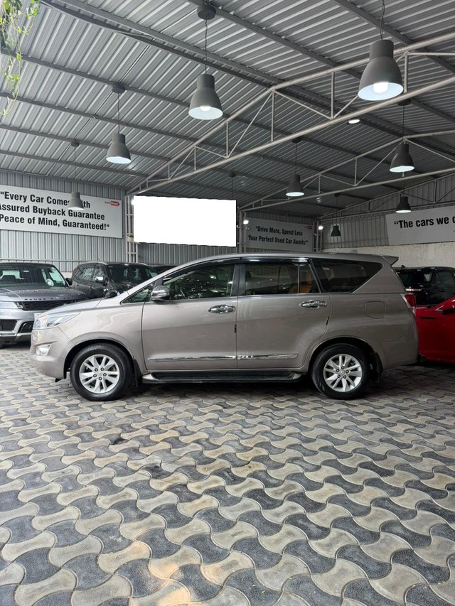 Second-hand 2020 Toyota Innova Crysta 2.4 VX MT for sale in Hyderabad-2