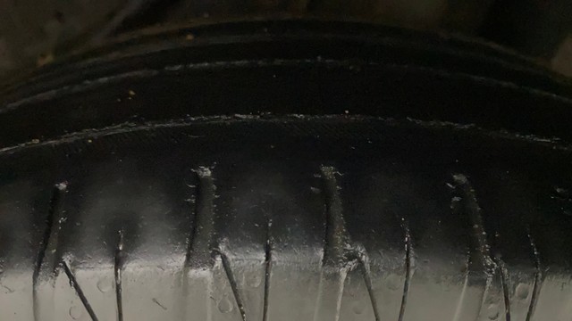 Second-hand 2018 Honda Brio 1.2 S Option MT for sale in Gulbarga-31