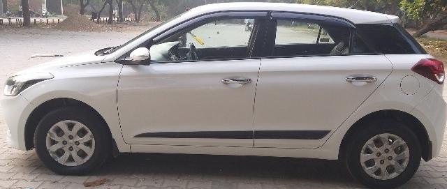 Second-hand 2016 Hyundai i20 Sportz 1.2 for sale in Ludhiana-3