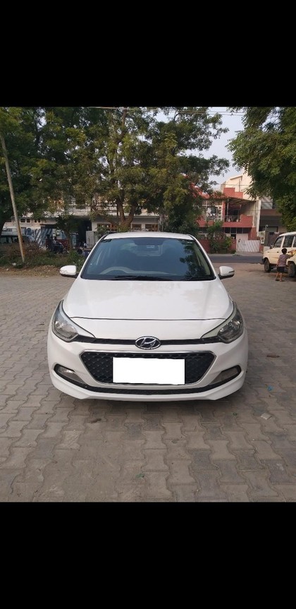 Second-hand 2016 Hyundai i20 Sportz 1.2 for sale in Ludhiana