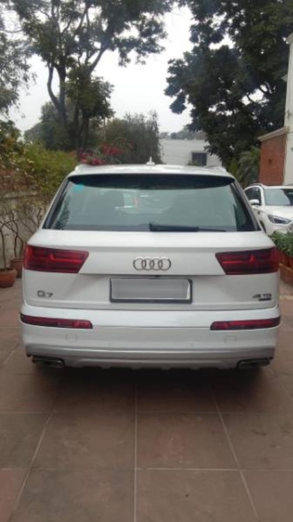 Second-hand 2019 Audi Q7 45 TDI Quattro Technology for sale in Chandigarh