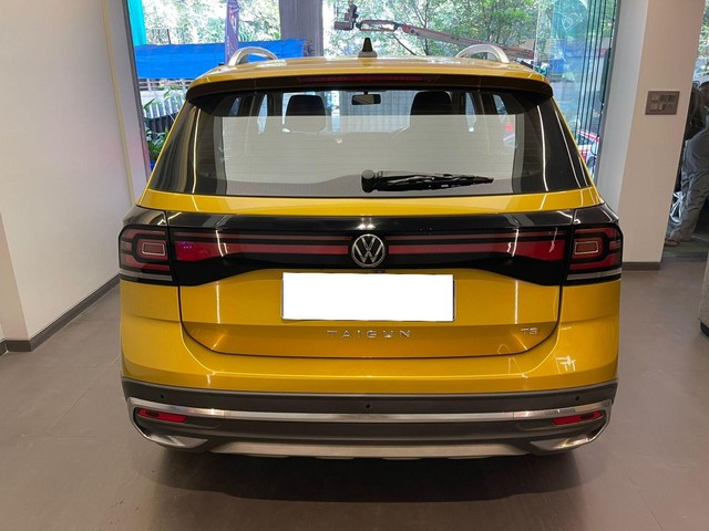 Second-hand 2022 Volkswagen Taigun 1.0 TSI Highline AT BSVI for sale in Mumbai-2