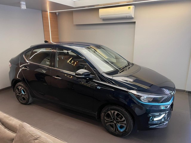 Second-hand 2022 Tata Tigor EV XZ Plus for sale in Mumbai-10