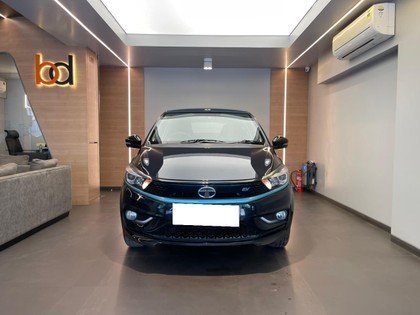 Second-hand 2022 Tata Tigor EV XZ Plus for sale in Mumbai