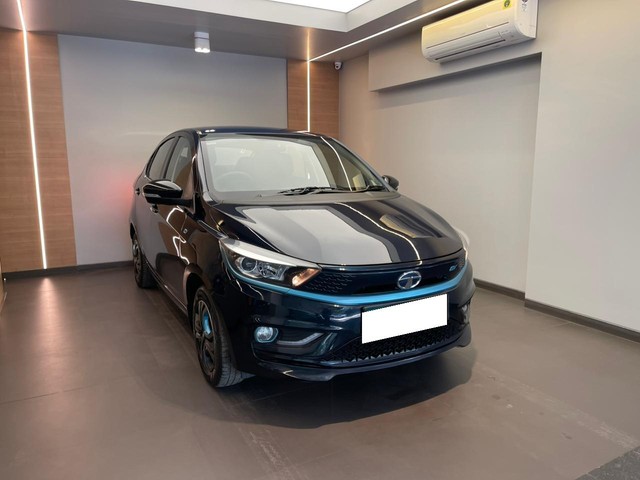 Second-hand 2022 Tata Tigor EV XZ Plus for sale in Mumbai-1
