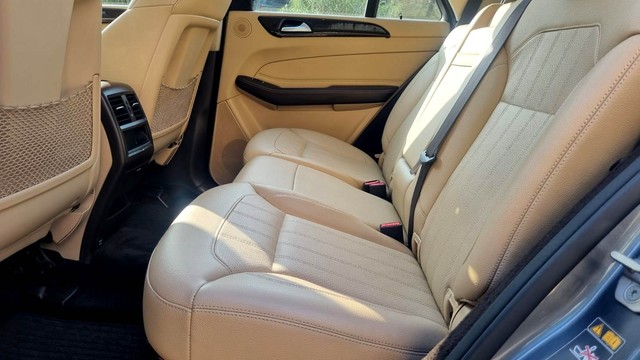 Second-hand 2018 Mercedes-Benz GLE 250d for sale in New Delhi-21