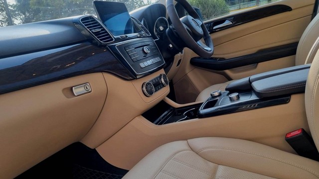 Second-hand 2018 Mercedes-Benz GLE 250d for sale in New Delhi-11