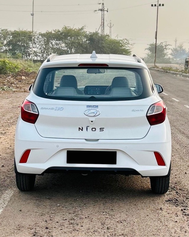 Second-hand 2021 Hyundai Grand i10 Nios Sportz for sale in Kota-7