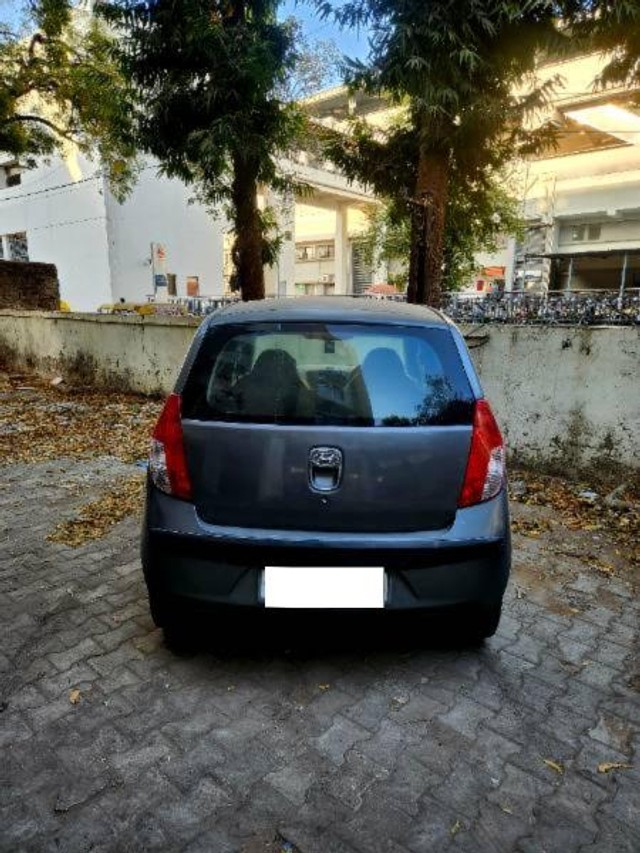 Second-hand 2010 Hyundai i10 Magna for sale in Patan-1