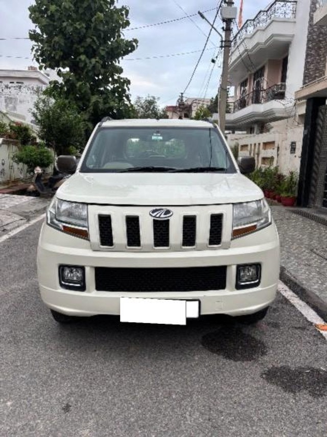 Second-hand 2016 Mahindra TUV 300 T8 for sale in Bhiwani-9