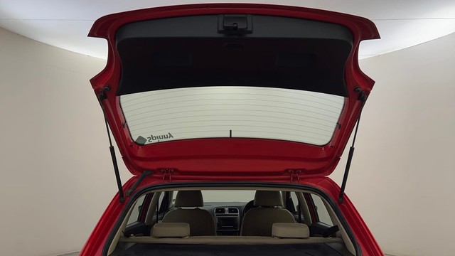 Second-hand 2016 Volkswagen Polo Petrol Highline 1.2L for sale in Mysore-37