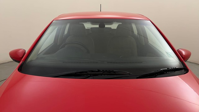 Second-hand 2016 Volkswagen Polo Petrol Highline 1.2L for sale in Mysore-10