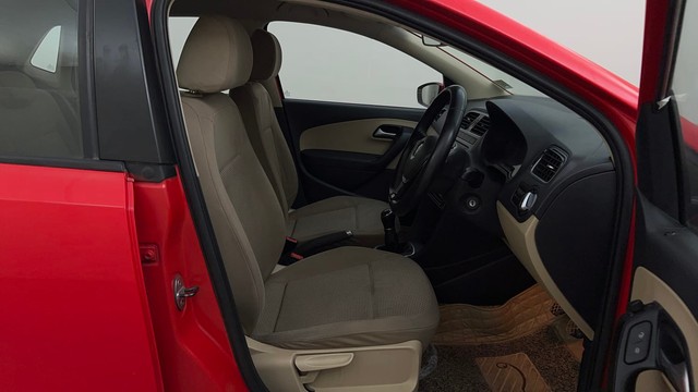 Second-hand 2016 Volkswagen Polo Petrol Highline 1.2L for sale in Mysore-15