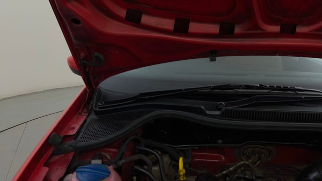 Second-hand 2016 Volkswagen Polo Petrol Highline 1.2L for sale in Mysore-25