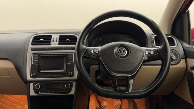 Second-hand 2016 Volkswagen Polo Petrol Highline 1.2L for sale in Mysore-30