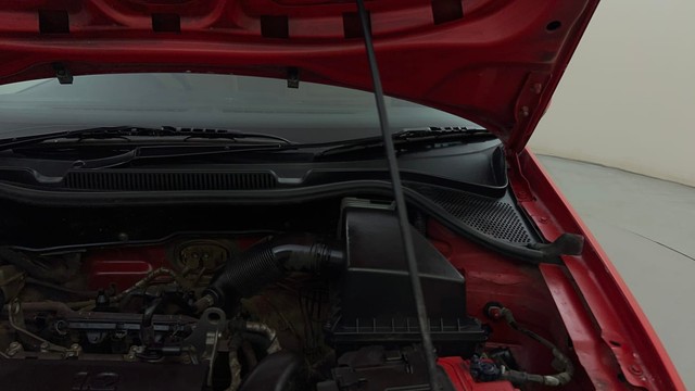 Second-hand 2016 Volkswagen Polo Petrol Highline 1.2L for sale in Mysore-28