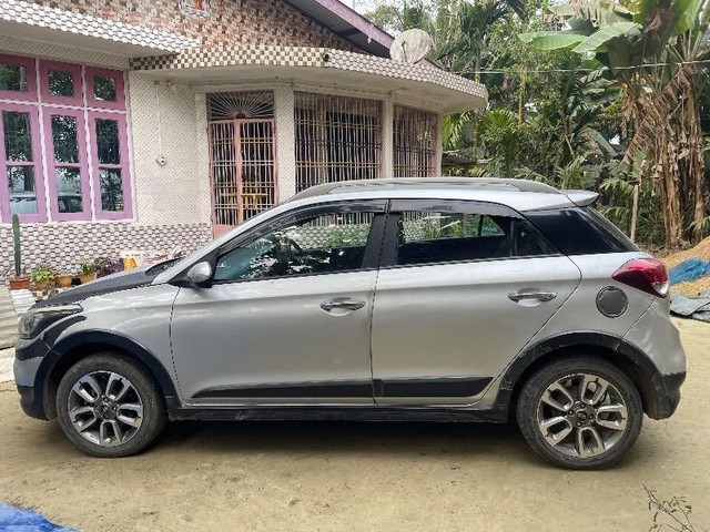 Second-hand 2015 Hyundai i20 Active 1.4 SX for sale in Nagaon-2
