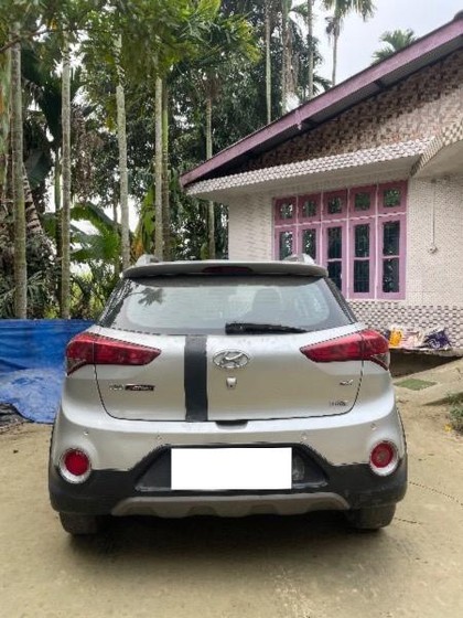 Second-hand 2015 Hyundai i20 Active 1.4 SX for sale in Nagaon