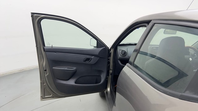 Second-hand 2016 Renault KWID RXT for sale in Ghaziabad-35