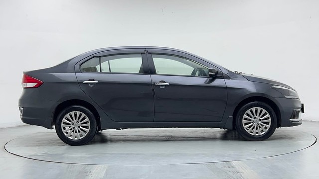 Second-hand 2022 Maruti Ciaz 1.4 Zeta for sale in Noida-2