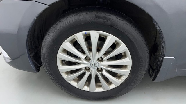 Second-hand 2022 Maruti Ciaz 1.4 Zeta for sale in Noida-20