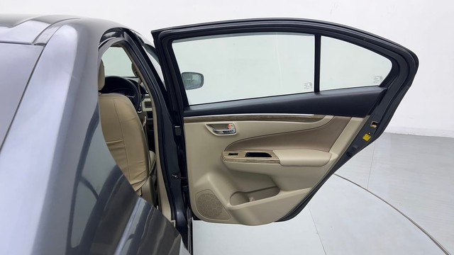 Second-hand 2022 Maruti Ciaz 1.4 Zeta for sale in Noida-27