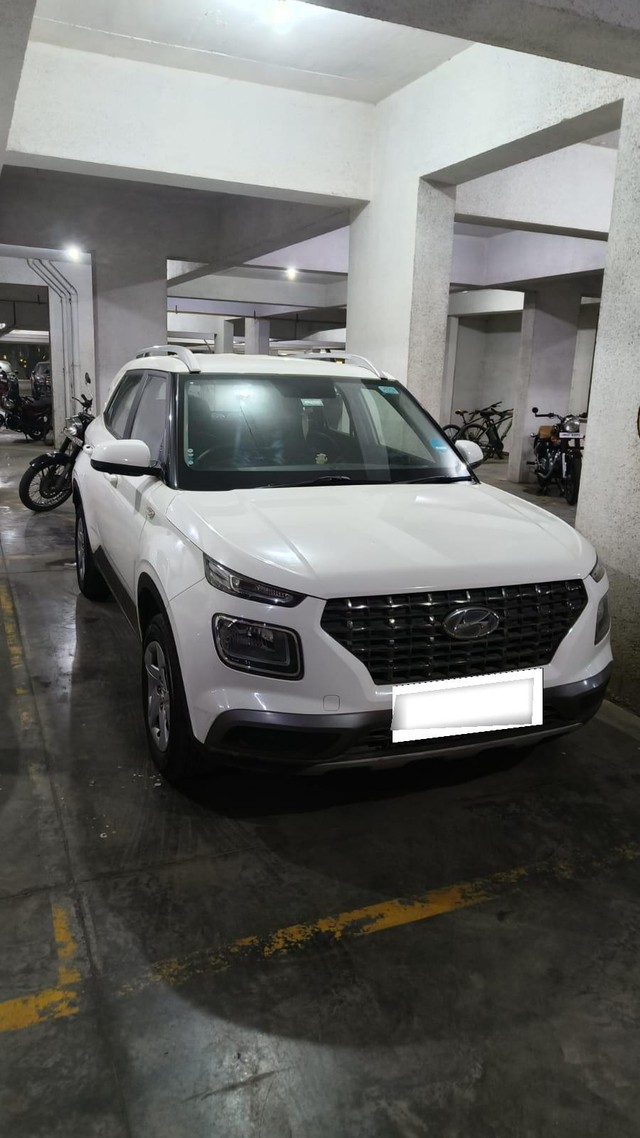 Second-hand 2020 Hyundai Venue S BSIV for sale in Navi Mumbai-0
