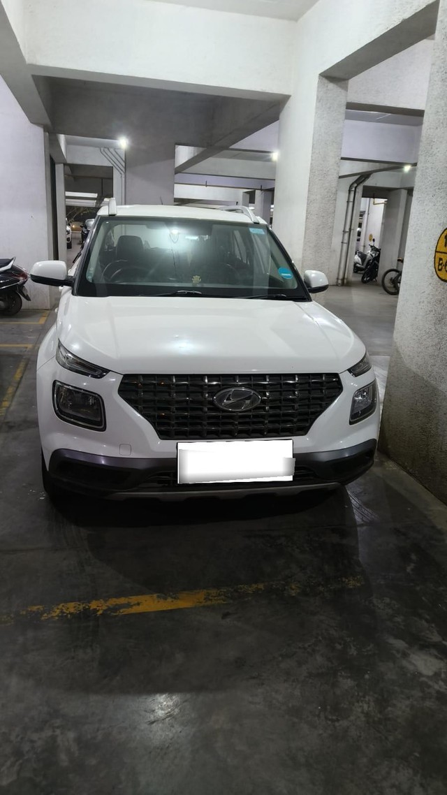 Second-hand 2020 Hyundai Venue S BSIV for sale in Navi Mumbai-2