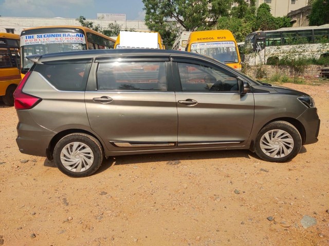 Second-hand 2021 Maruti Suzuki Ertiga CNG VXI for sale in Hyderabad-5