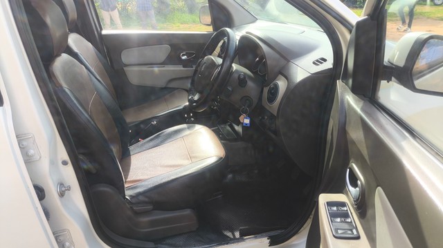 Second-hand 2015 Renault Lodgy Stepway Edition 7 Seater for sale in Hyderabad-12