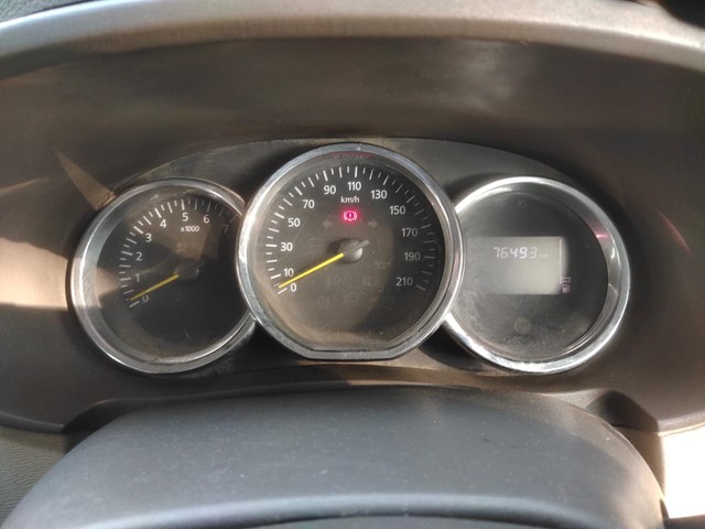 Second-hand 2015 Renault Lodgy Stepway Edition 7 Seater for sale in Hyderabad-3