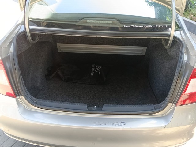 Second-hand 2016 Skoda Rapid 1.5 TDI AT Style Plus for sale in Bangalore-16