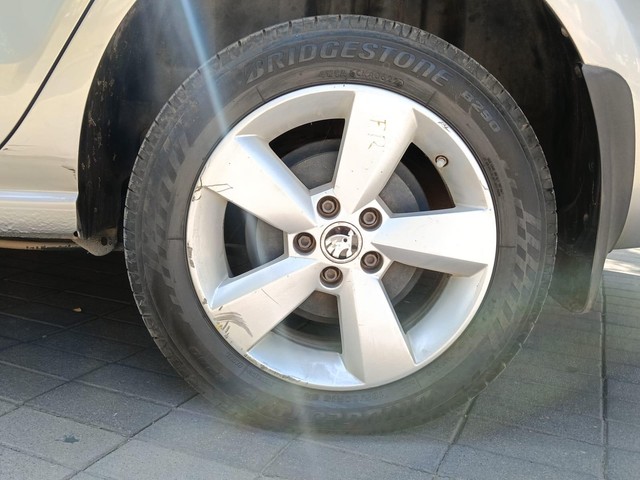 Second-hand 2016 Skoda Rapid 1.5 TDI AT Style Plus for sale in Bangalore-5