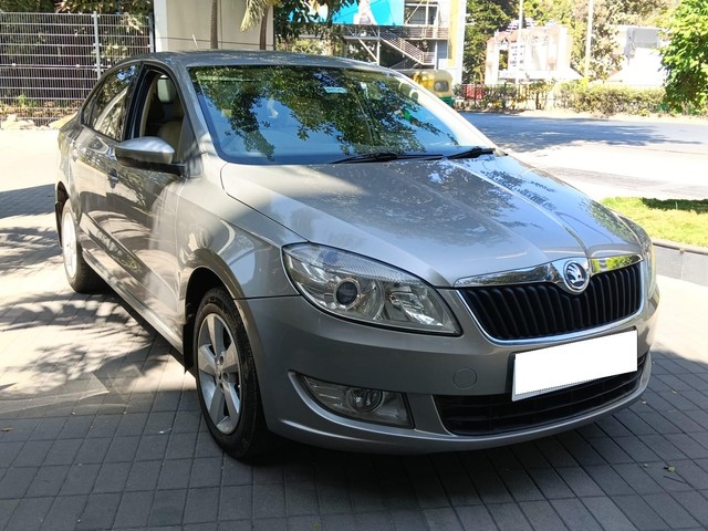 Second-hand 2016 Skoda Rapid 1.5 TDI AT Style Plus for sale in Bangalore-18