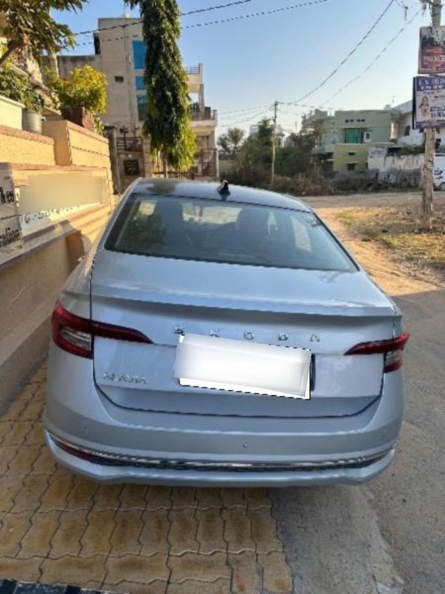 Second-hand 2023 Skoda Slavia 1.0 TSI Style AT BSVI for sale in Jhunjhunu-7