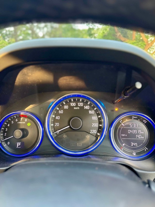 Second-hand 2016 Honda City i VTEC CVT VX for sale in Mumbai-7