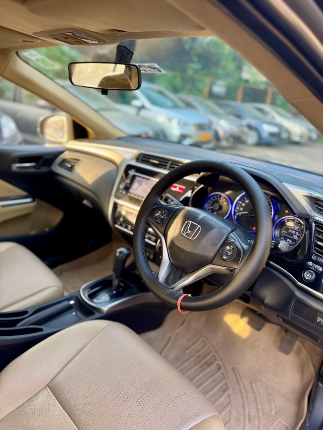 Second-hand 2016 Honda City i VTEC CVT VX for sale in Mumbai-4