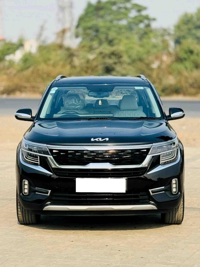 Second-hand 2022 Kia Seltos HTX G for sale in Surat-2