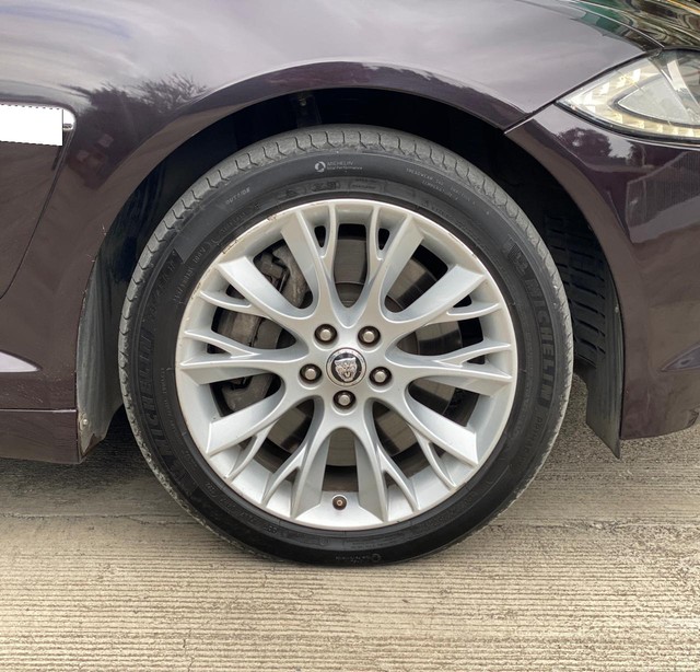 Second-hand 2012 Jaguar XF 3.0 Litre S Premium Luxury for sale in Pune-7