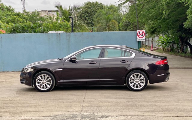 Second-hand 2012 Jaguar XF 3.0 Litre S Premium Luxury for sale in Pune-3