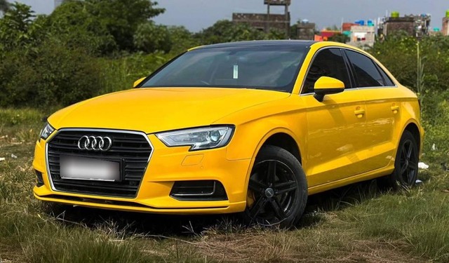 Second-hand 2018 Audi A3 35 TFSI Premium for sale in Kolkata-3