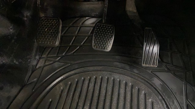 Second-hand 2016 Maruti Alto K10 VXI for sale in Ahmedabad-14